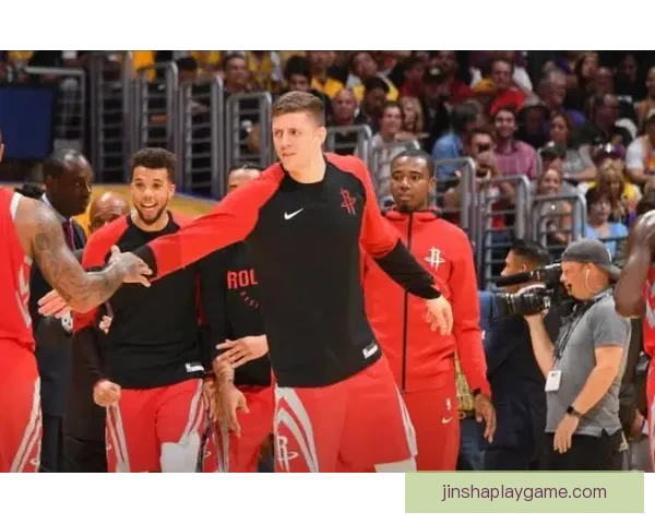 文班创历史纪录 火箭小将9三分成队史第三人