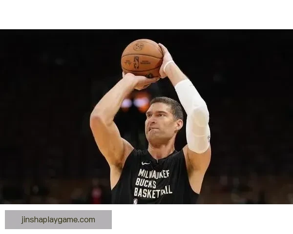 大洛佩兹收获18000分里程碑刷新NBA历史记录